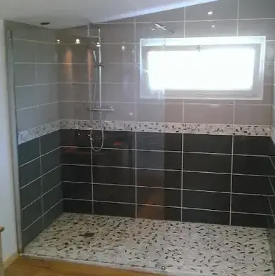 Installation de salle de bain clé en main à Basse-Goulaine - image 2