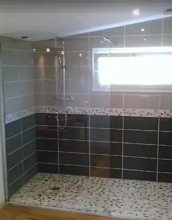 Plaquiste à Le Loroux-Bottereau - image 2