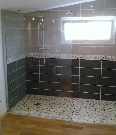 Pose de faïence à Saint-Sébastien-sur-Loire - image 4